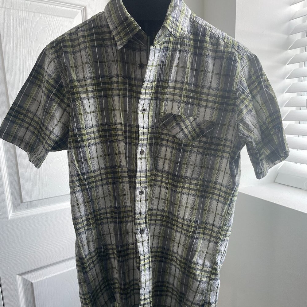 TM7004-KÜHL Plaid Shirt – Men’s Medium – Mountain Grown – Short Sleeve